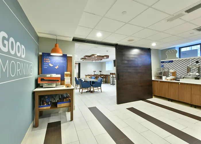 Holiday Inn Express Staten Island West, An Ihg Hotel